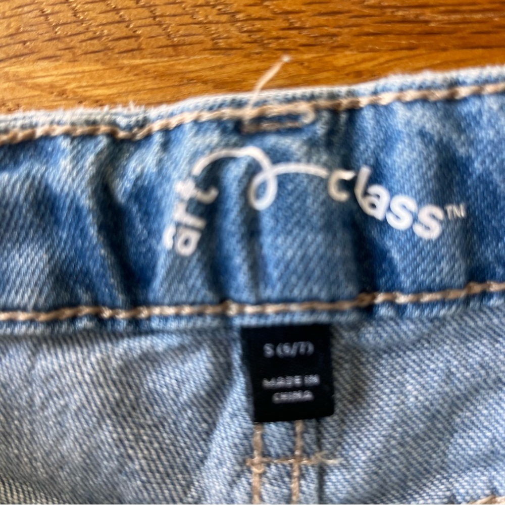Art Class distressed Denim Jean Shorts Youth kids girls size small S 6 7 - Picture 2 of 4